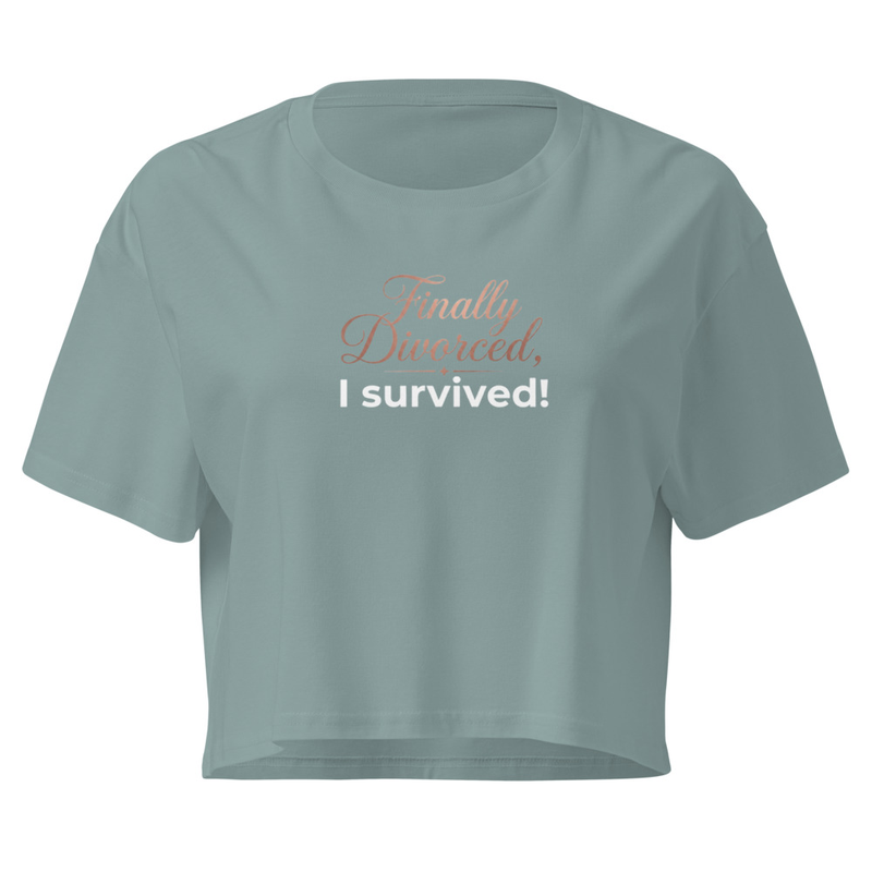 Finally Divorced I Survived Crop Top | Breakup Gift | Soft Cotton  – Image 2
