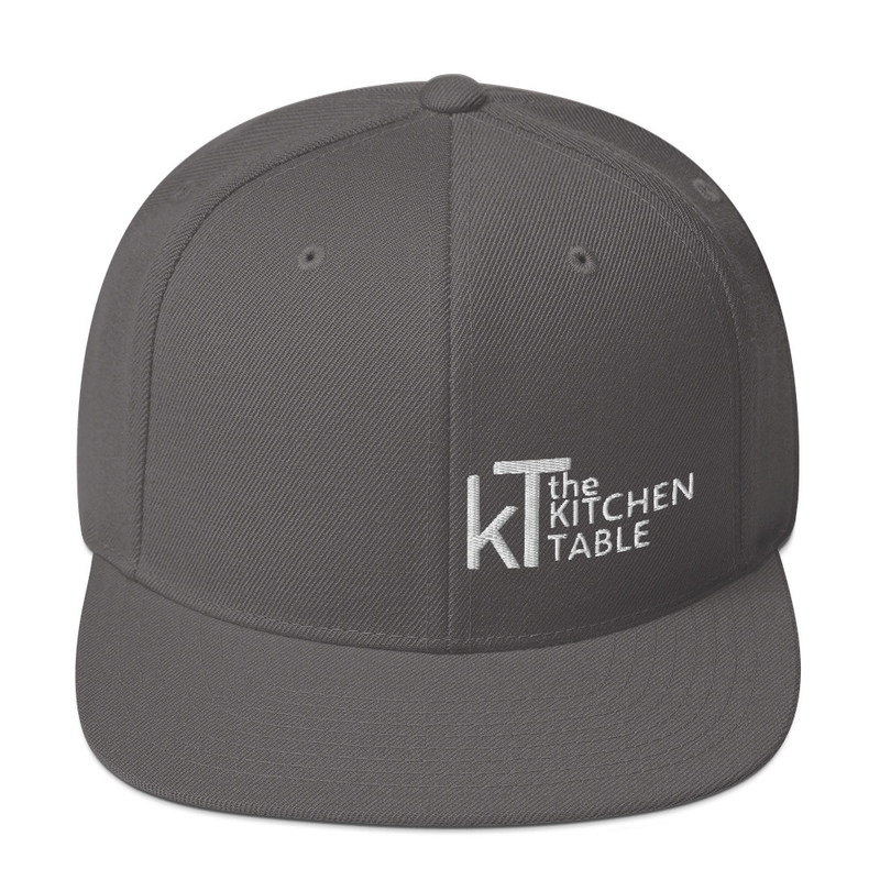 Kitchen Table Side Logo Snapback Hat – One size, Dark Grey