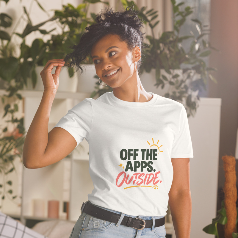 OFF THE APPS. OUTSIDE. - Uni – L, White