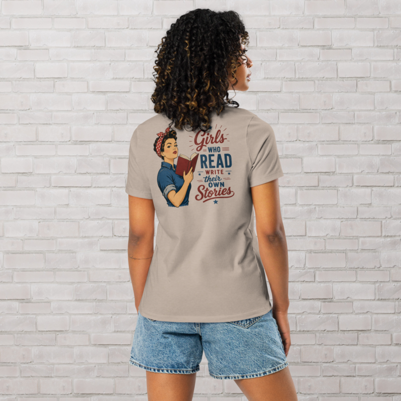 Girls Who Read Women's Relaxed T-Shirt – S, Heather Stone