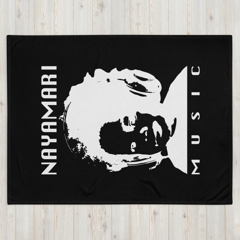 Black Throw Blanket (Nayamari White)