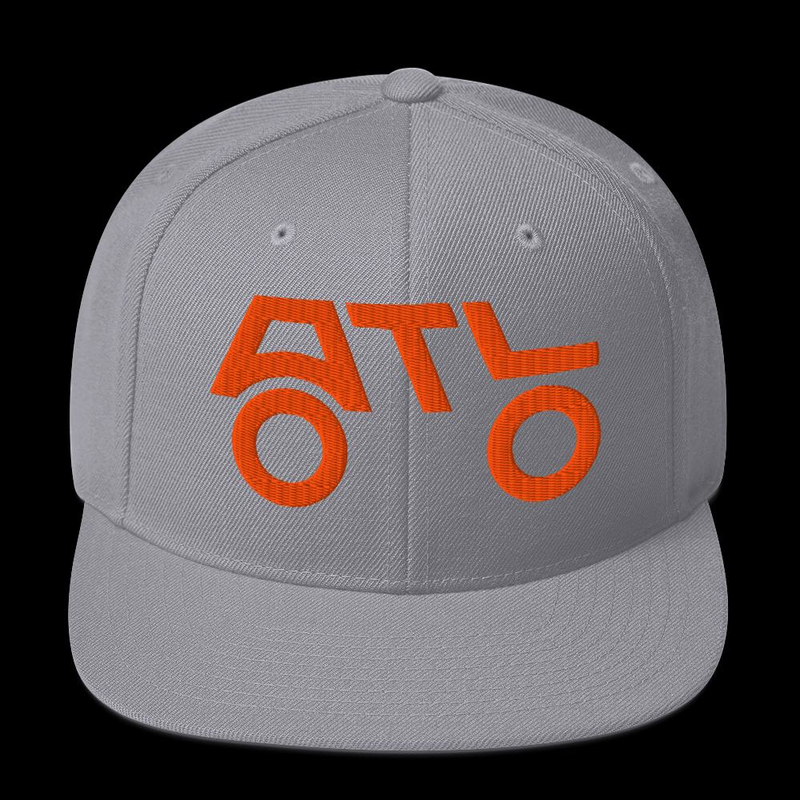 Snapback Hat - ORANGE LOGO – One size, Silver