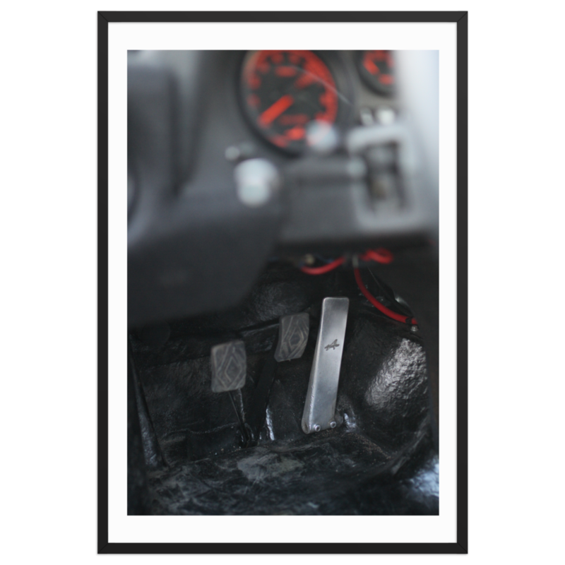Renault Alpine A310 Gas Pedal – Framed Print – 61×91 cm, Black