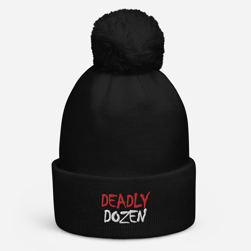 Deadly Dozen Pom Pom Beanie, Schwarz