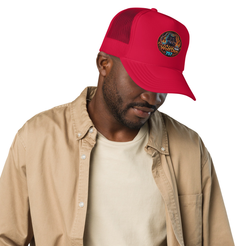 The WolfDen 757 Premier Foam Trucker – One size, Red
