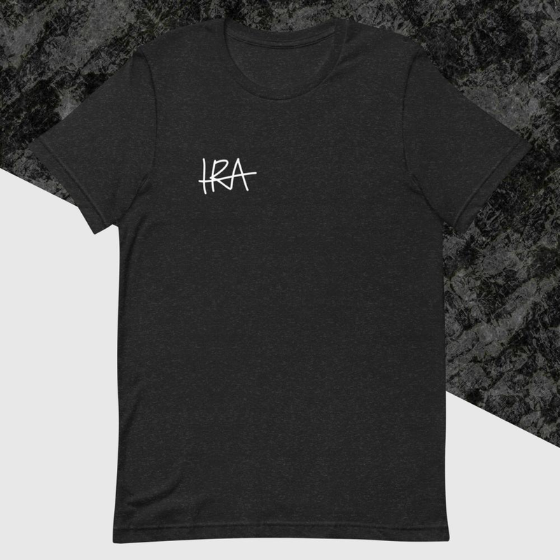 T-paita valkoinen logo Musta meleerattu