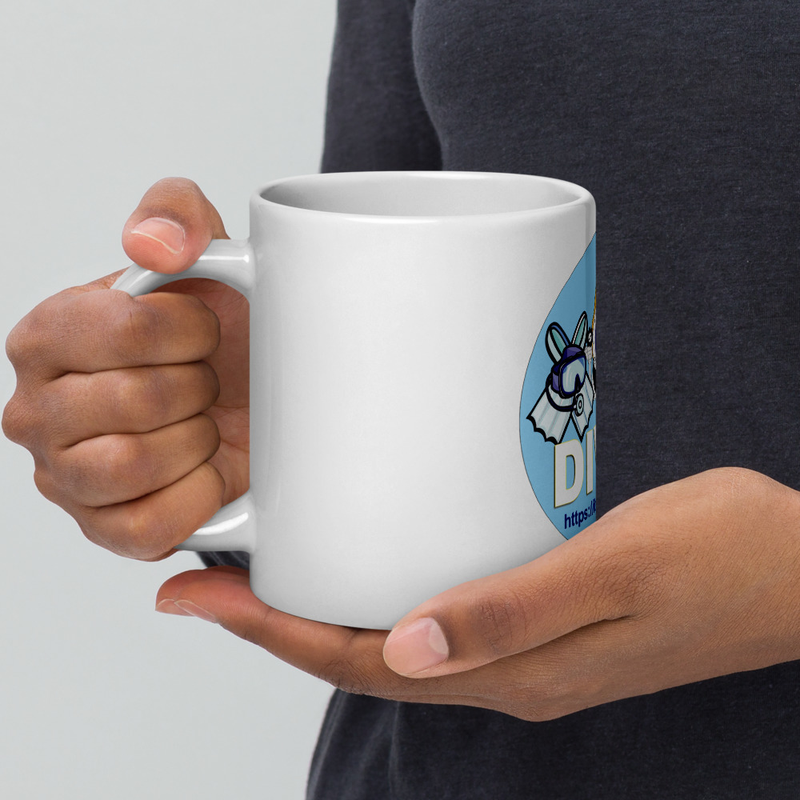 White glossy mug