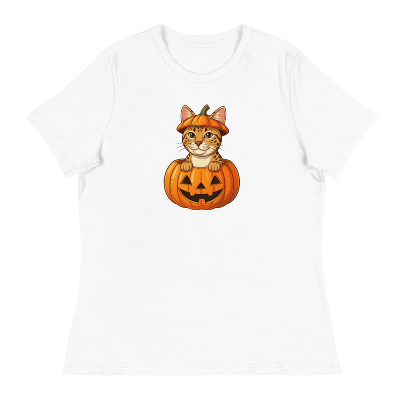 Savannah Cat Jack-O-Lantern Women's Relaxed Tee