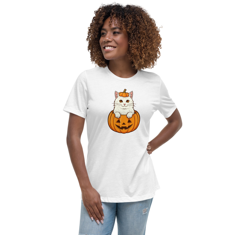Turkish Angora Cat Jack-O-Lantern Women's Relaxed Tee