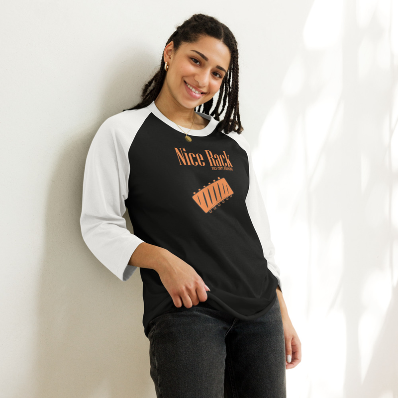 3/4 sleeve raglan shirt
