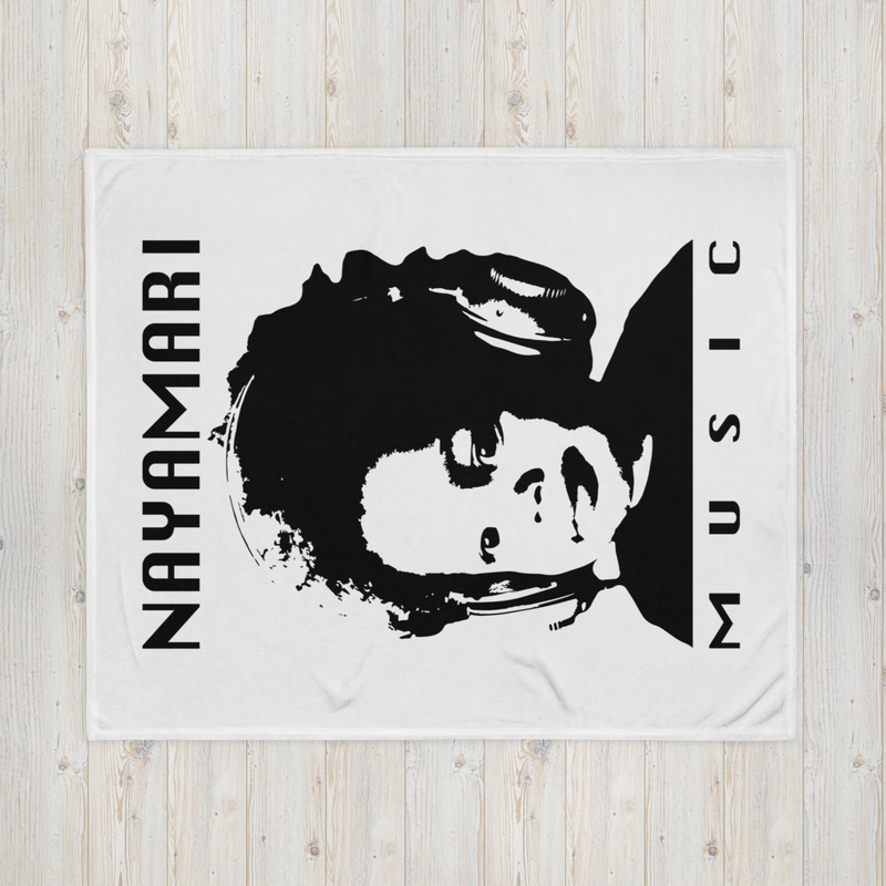 White Throw Blanket (Nayamari Black)