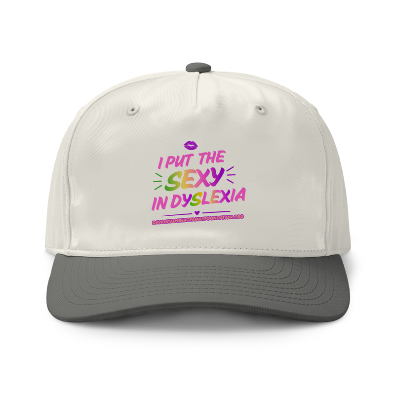Class two-tone cap | Dyslexia v1 – One size, Natural / Shadow