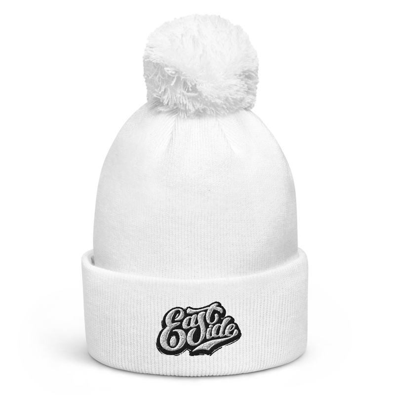 Pom pom beanie