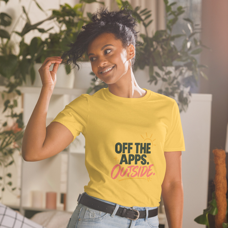 OFF THE APPS. OUTSIDE. - Uni – L, Daisy