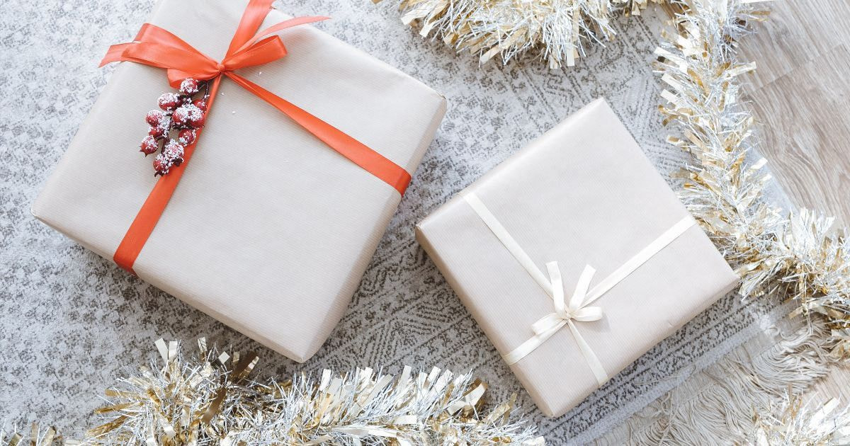 76 Christmas Gifts for Her 2023: Top Gift Ideas She'll Love