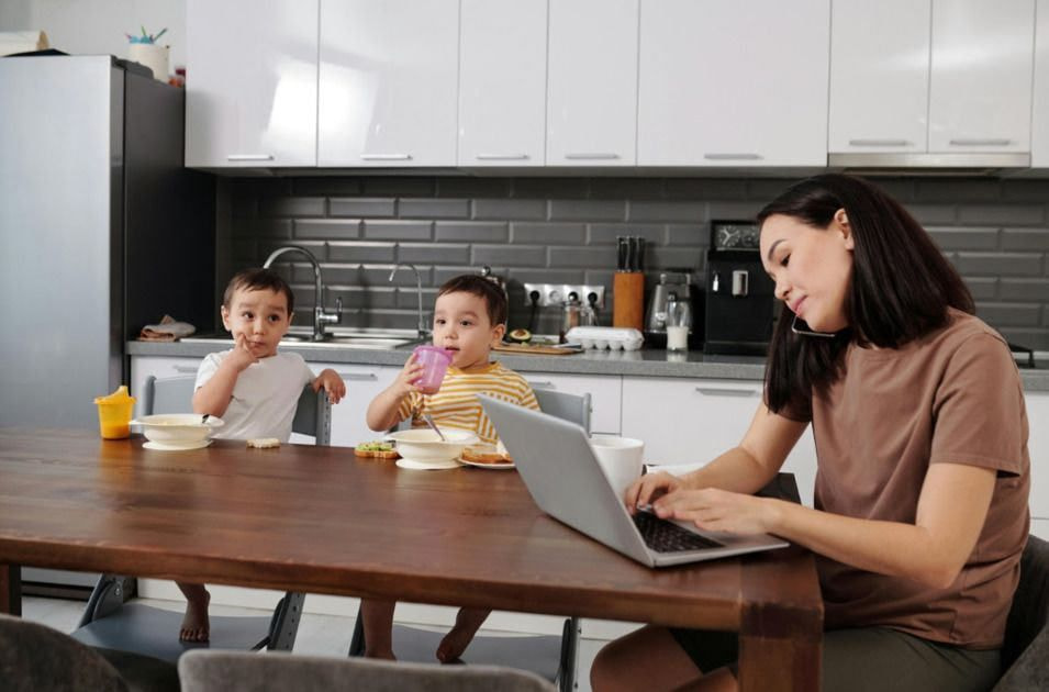 Come guadagnare soldi come mamma casalinga nel 2026