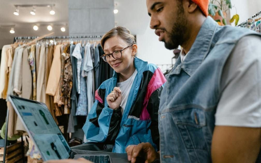 Articoli più venduti su eBay: categorie e strategie principali