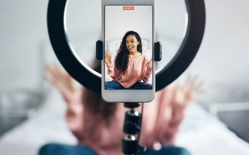 How to make money as an influencer 