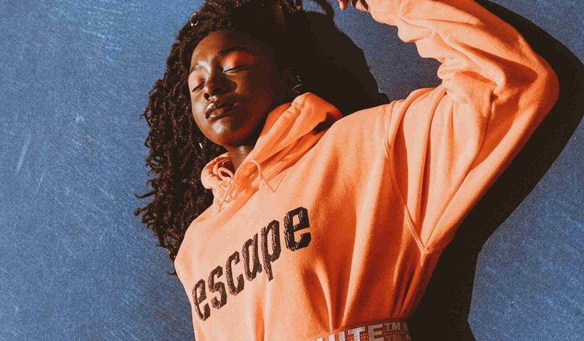 How to Run a Successful Online Clothing Line Printful