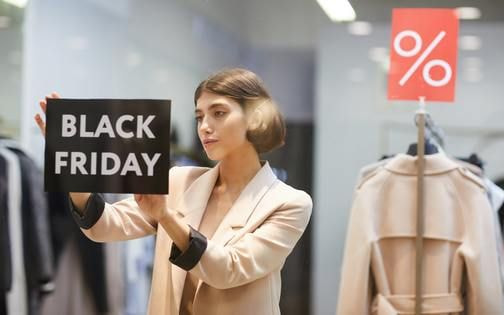 25 Black Friday Statistics You Need to Know [2025]