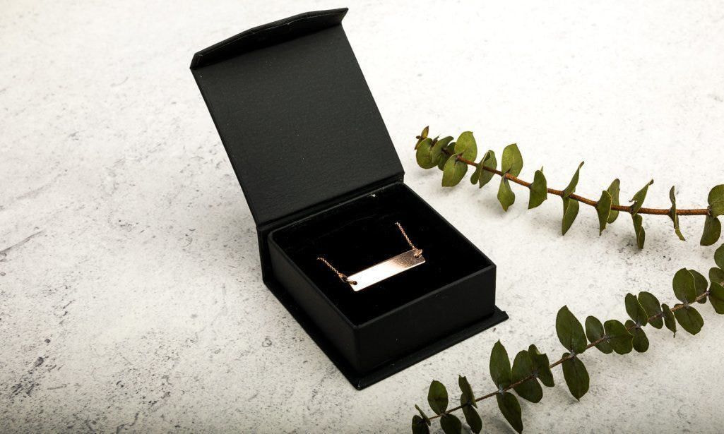 how-to-sell-custom-jewelry-and-actually-make-money-printful