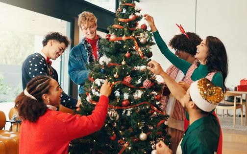 Boost holiday sales: 14 Proven strategies for 2025
