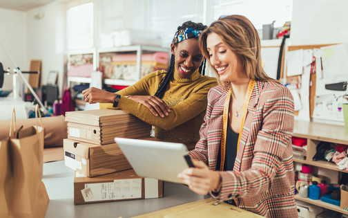 Shopify vs Etsy: Which is better for selling online? (2026)