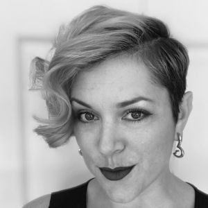 printful-threads-speaker-jenneviere-villegas