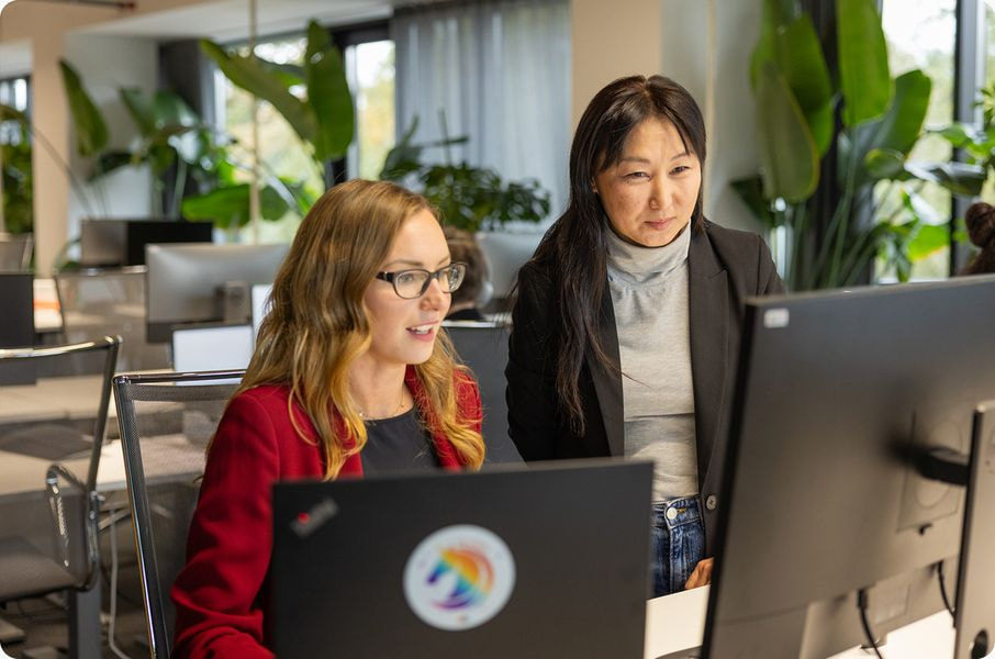 two women in customer support