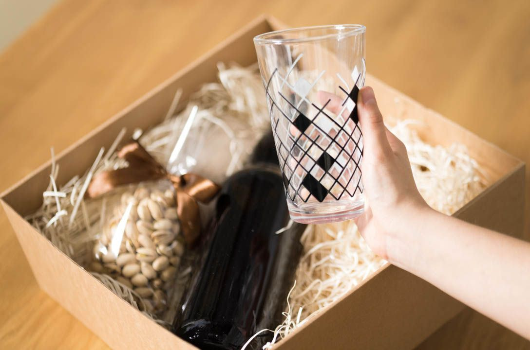 Custom shaker pint glass with a UV print design