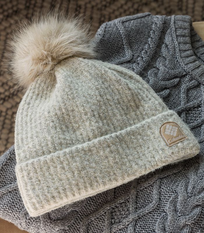 Columbiaポンポン付きニット帽 | Printful