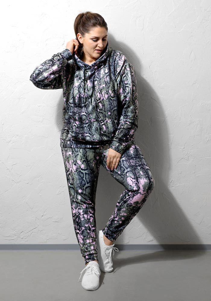 All-Over Print Recycled Women’s Joggers